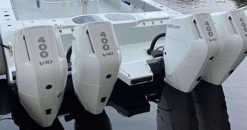 The Mercury® V10 Outboard Flush Cape is compatible with Flush-M™